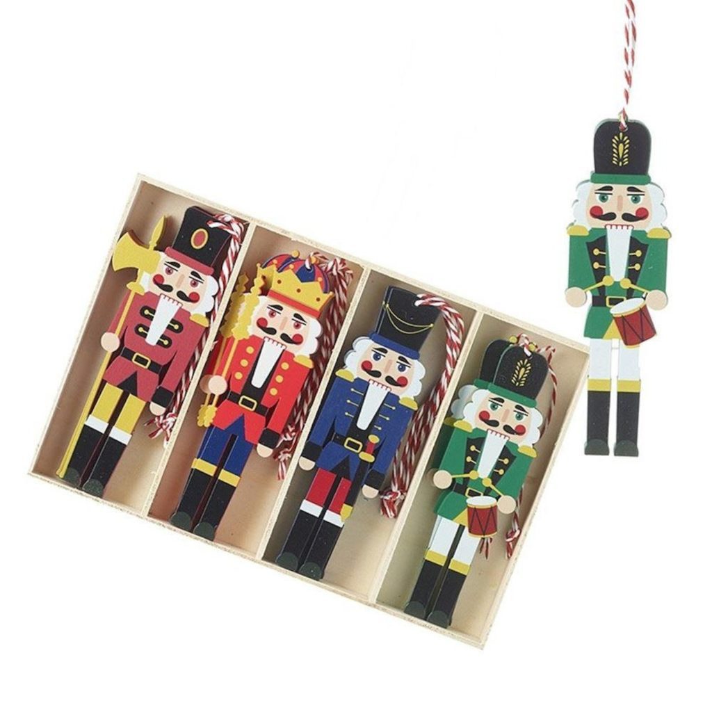 12 Nutcracker Soldiers